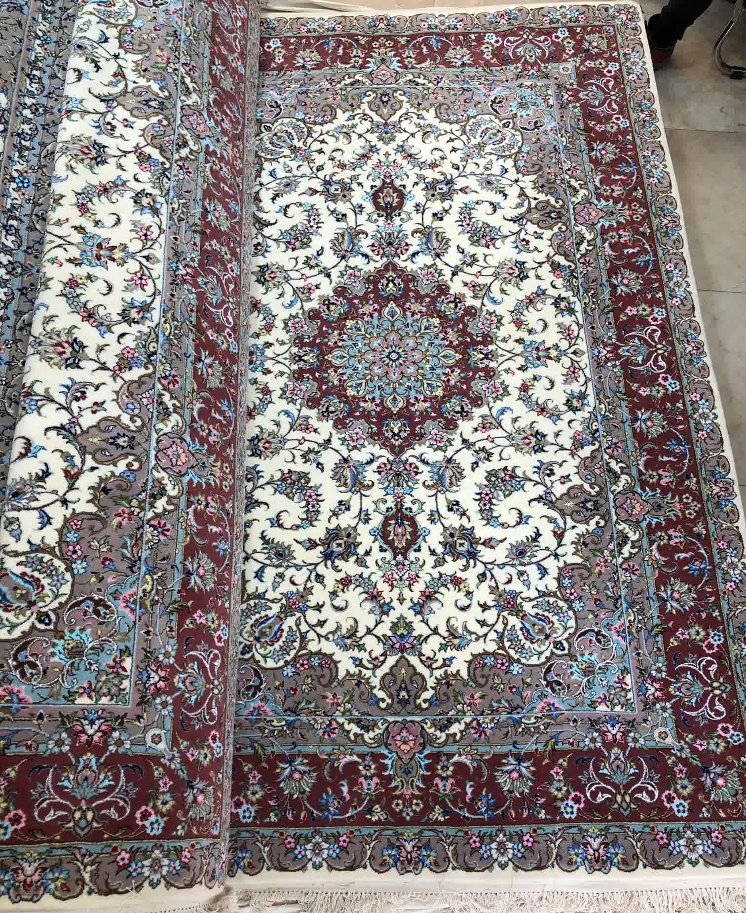 جفت ۶ متری کاشان گل ابریشم کِرِم حاشیه مسی نقشه تقدیسی